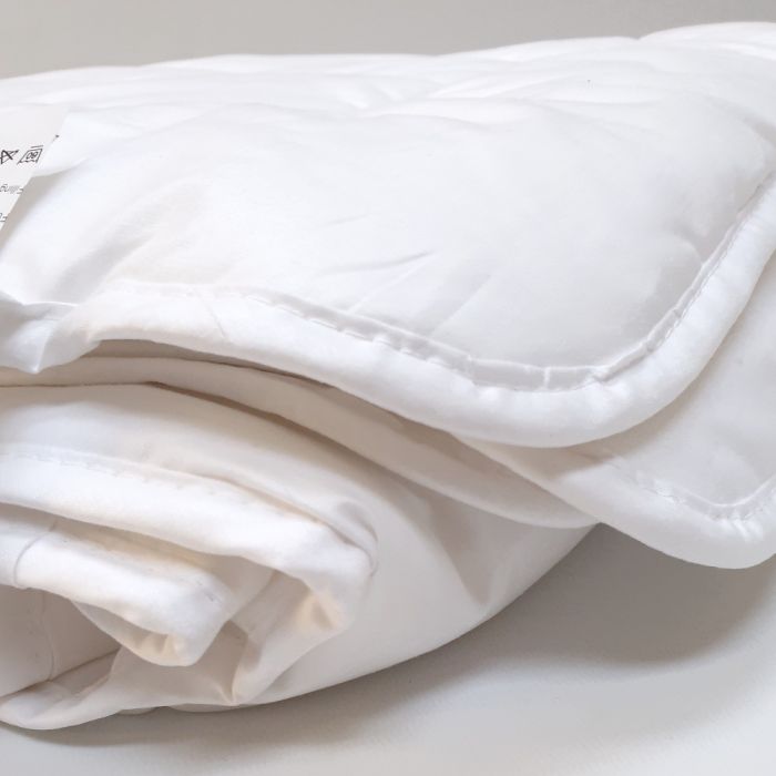 Viscose Sommerdecke BAMBOO LIGHT HL mit Karosteppung von Billerbeck